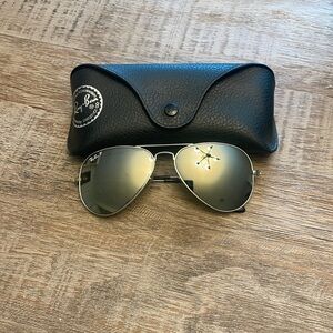 Ray-Ban aviator sunglasses. Polarized.